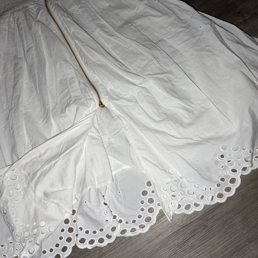 The Tommie Cap Sleeve smocked front zip shirt dress eyelet trim edition - Picture 12 of 13